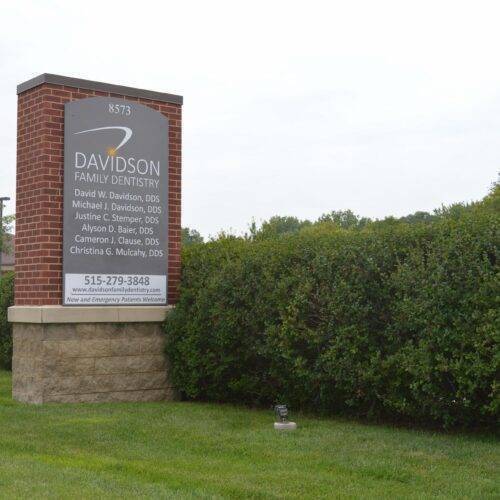 Davidson Family Dentistry Sign